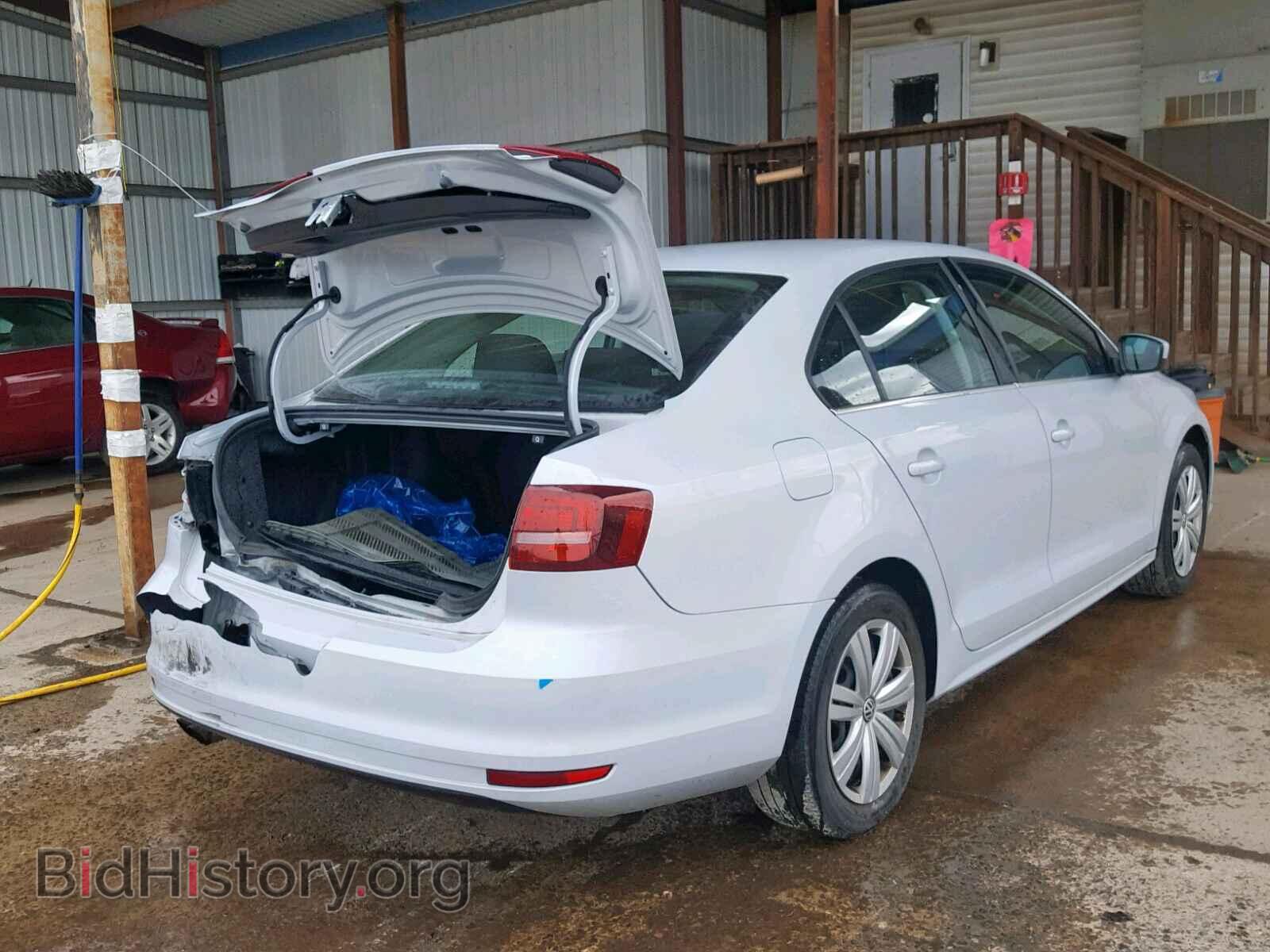 2017 VOLKSWAGEN JETTA - VIN: 3VW2B7AJ1HM329234 - Фото 4