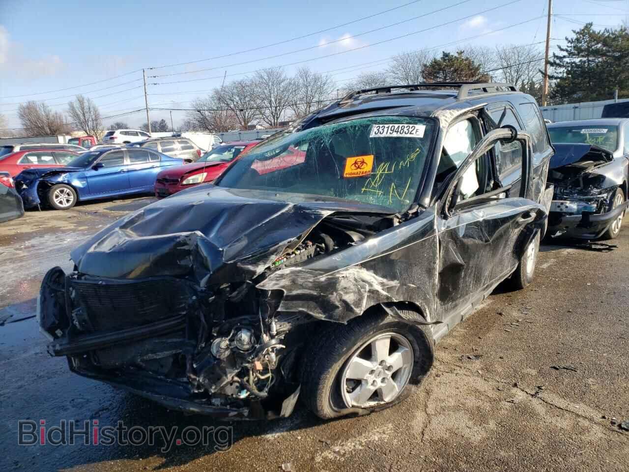 2010 FORD ESCAPE - VIN: 1FMCU0D75AKD09215 - Фото 2