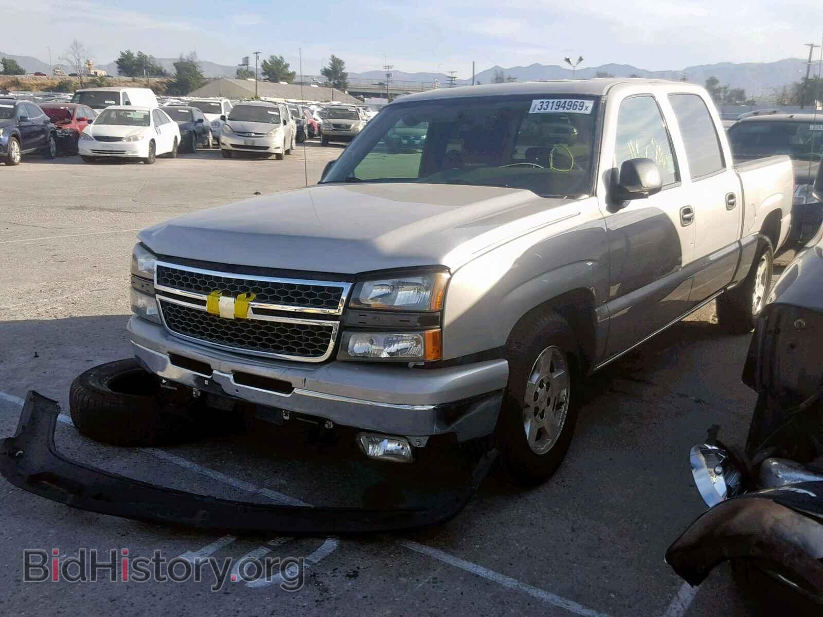 2006 CHEVROLET SILVERADO - VIN: 2GCEC13T861161136 - Фото 2
