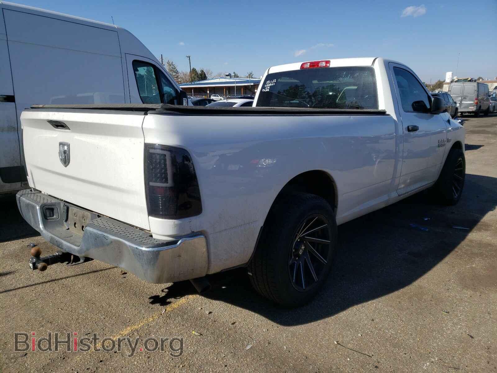 2017 RAM 1500 - VIN: 3C6JR6DT6HG704591 - Фото 4
