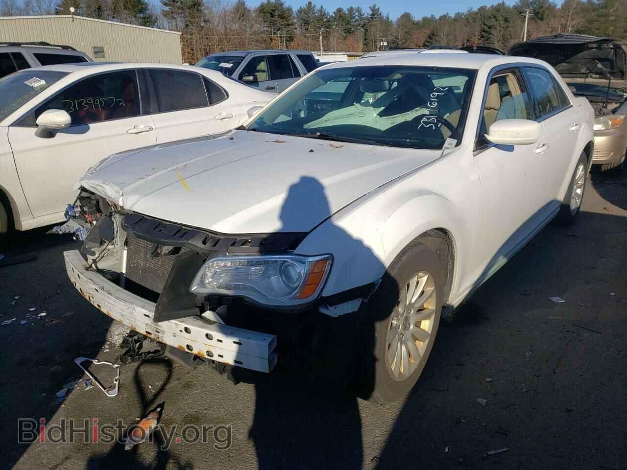 2012 CHRYSLER 300 - VIN: 2C3CCAAG1CH313004 - Фото 2