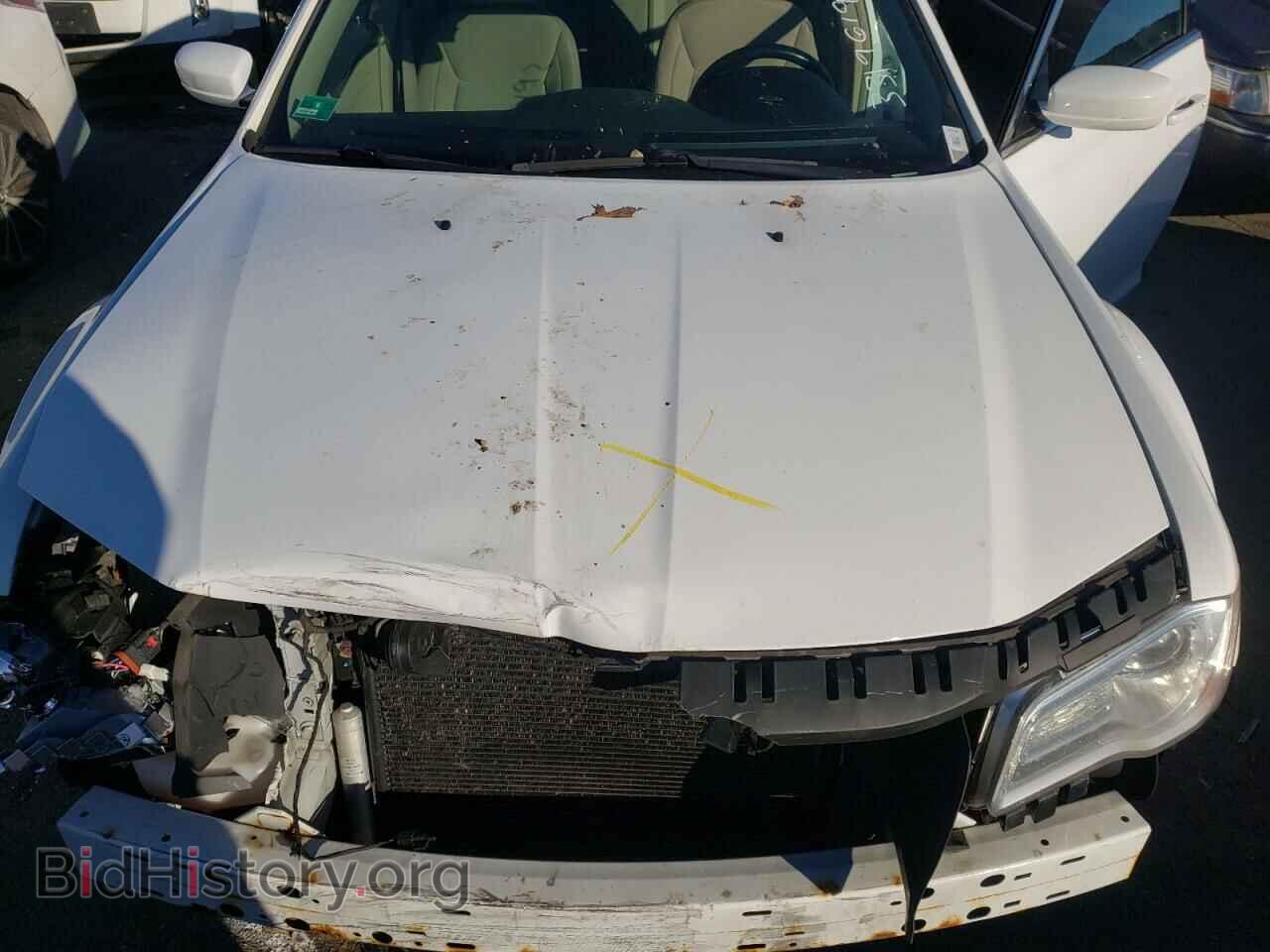 2012 CHRYSLER 300 - VIN: 2C3CCAAG1CH313004 - Фото 7