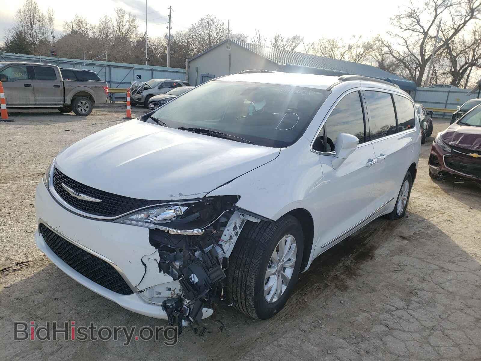 2017 CHRYSLER PACIFICA - VIN: 2C4RC1BG5HR539973 - Фото 2