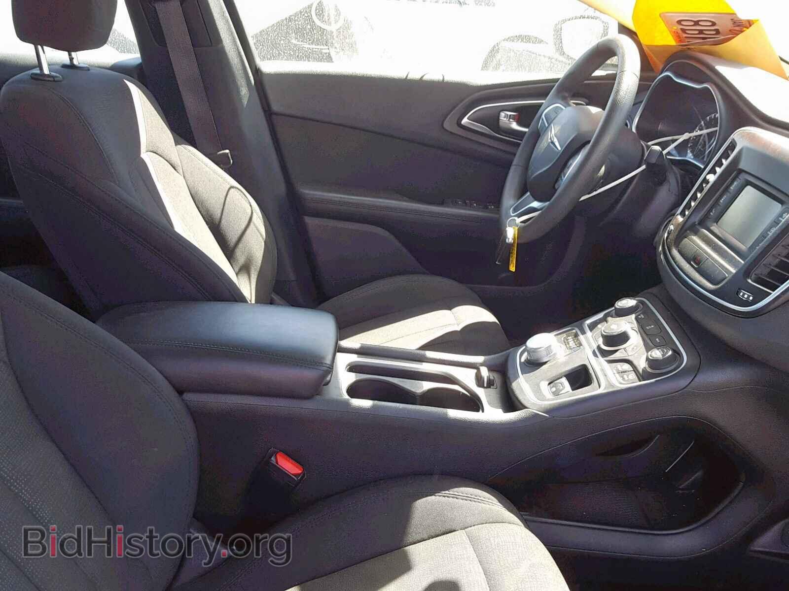 2016 CHRYSLER 200 - VIN: 1C3CCCABXGN163732 - Photo 5