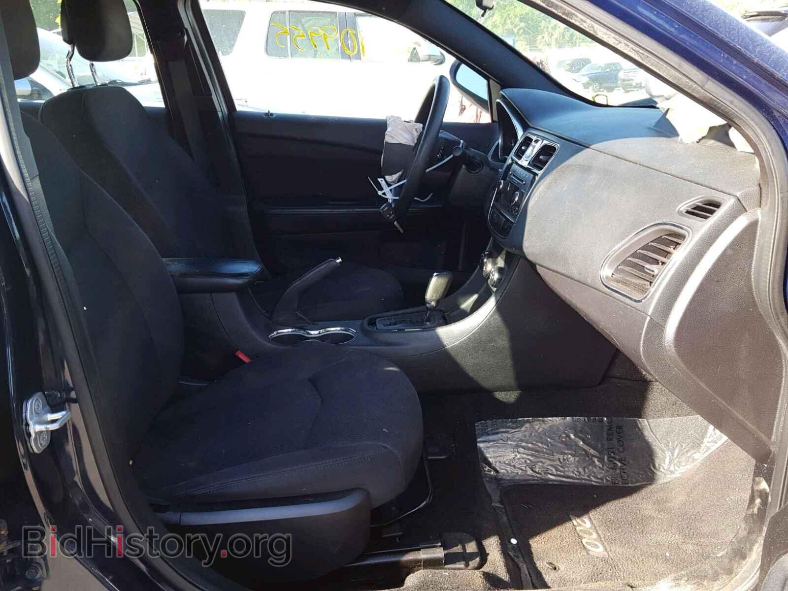 2013 CHRYSLER 200 - VIN: 1C3CCBAB6DN640520 - Photo 5