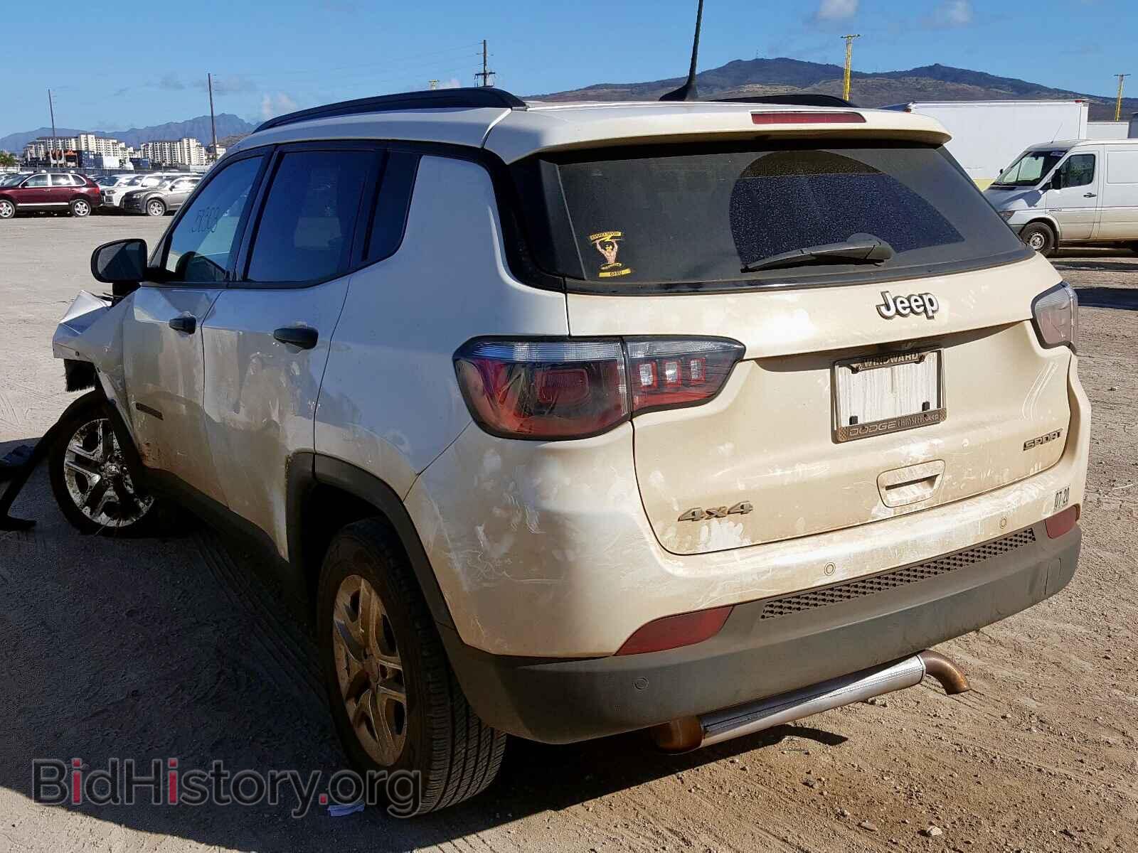 2017 JEEP COMPASS - VIN: 3C4NJDAB9HT645755 - Фото 3