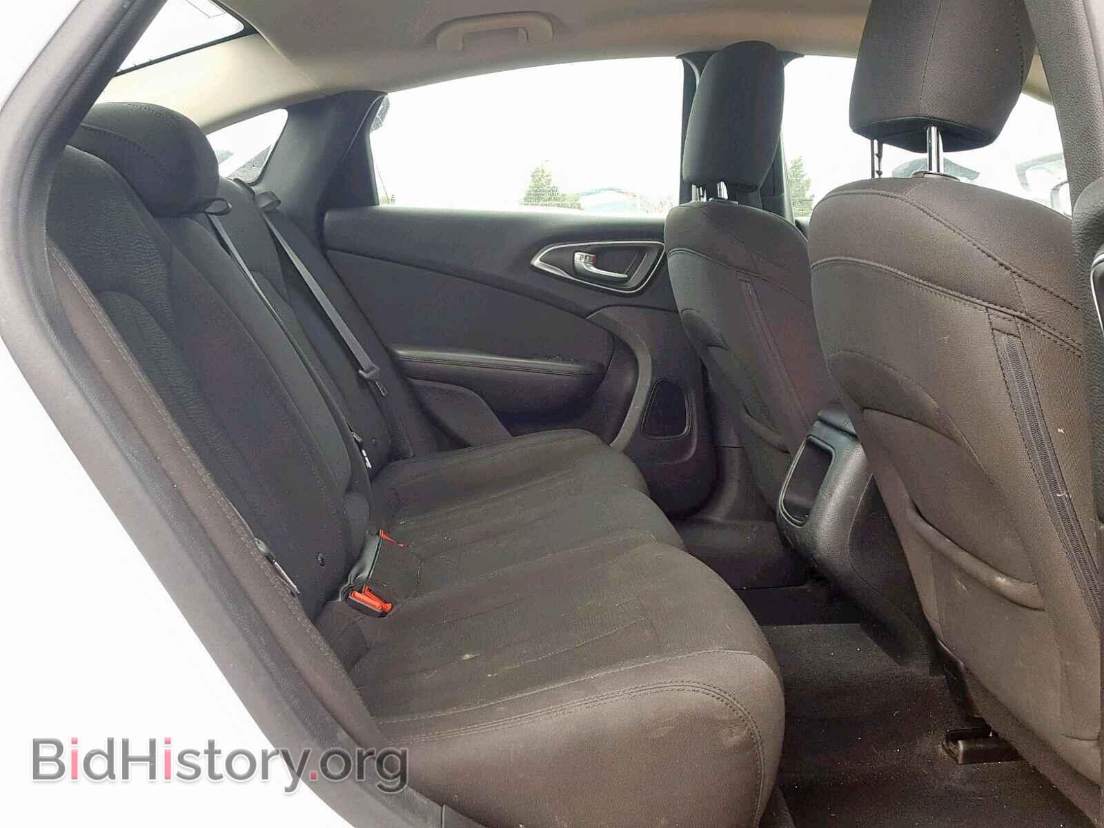 2016 CHRYSLER 200 - VIN: 1C3CCCAB6GN159581 - Фото 6