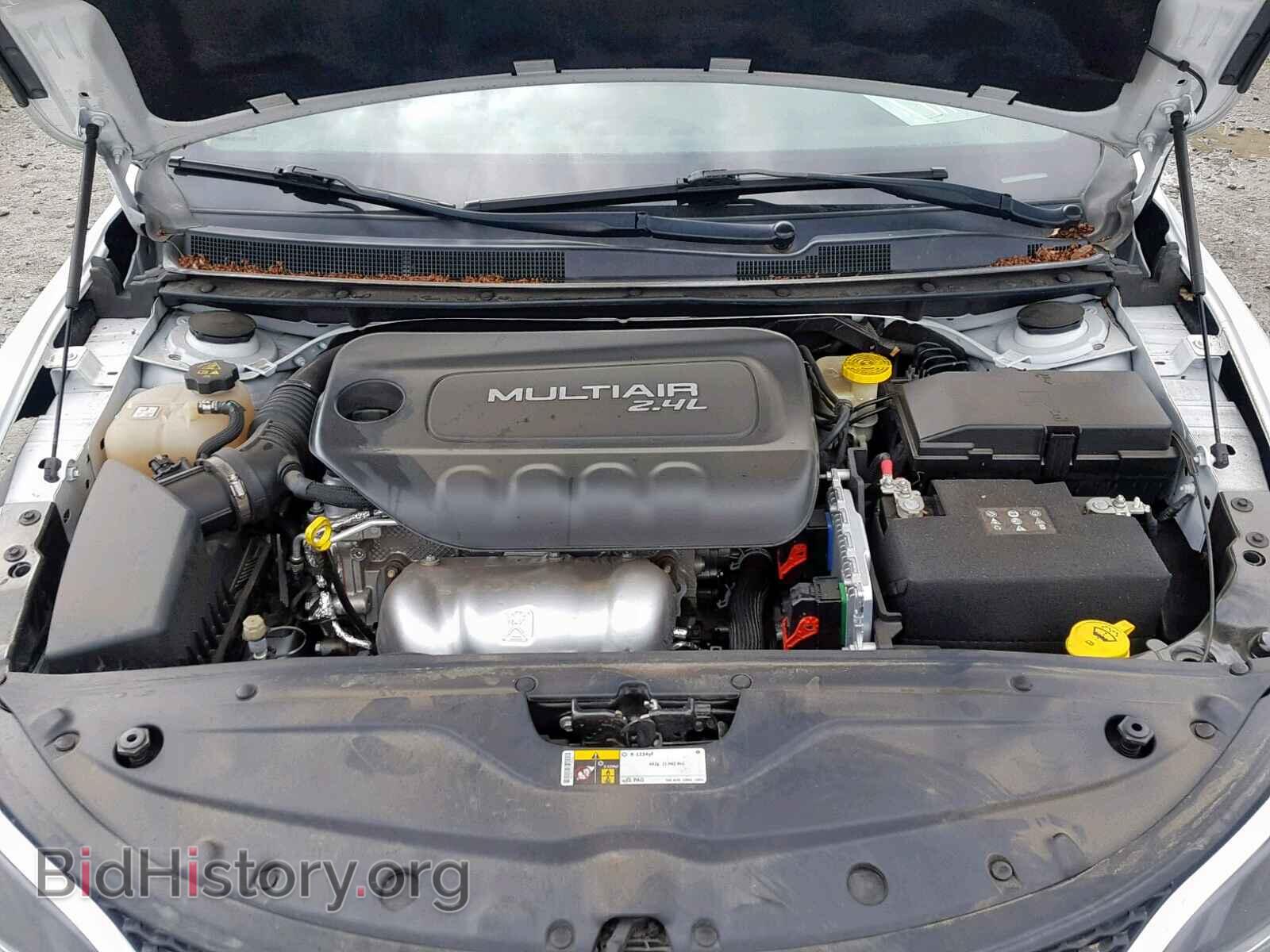2016 CHRYSLER 200 - VIN: 1C3CCCAB6GN159581 - Фото 7