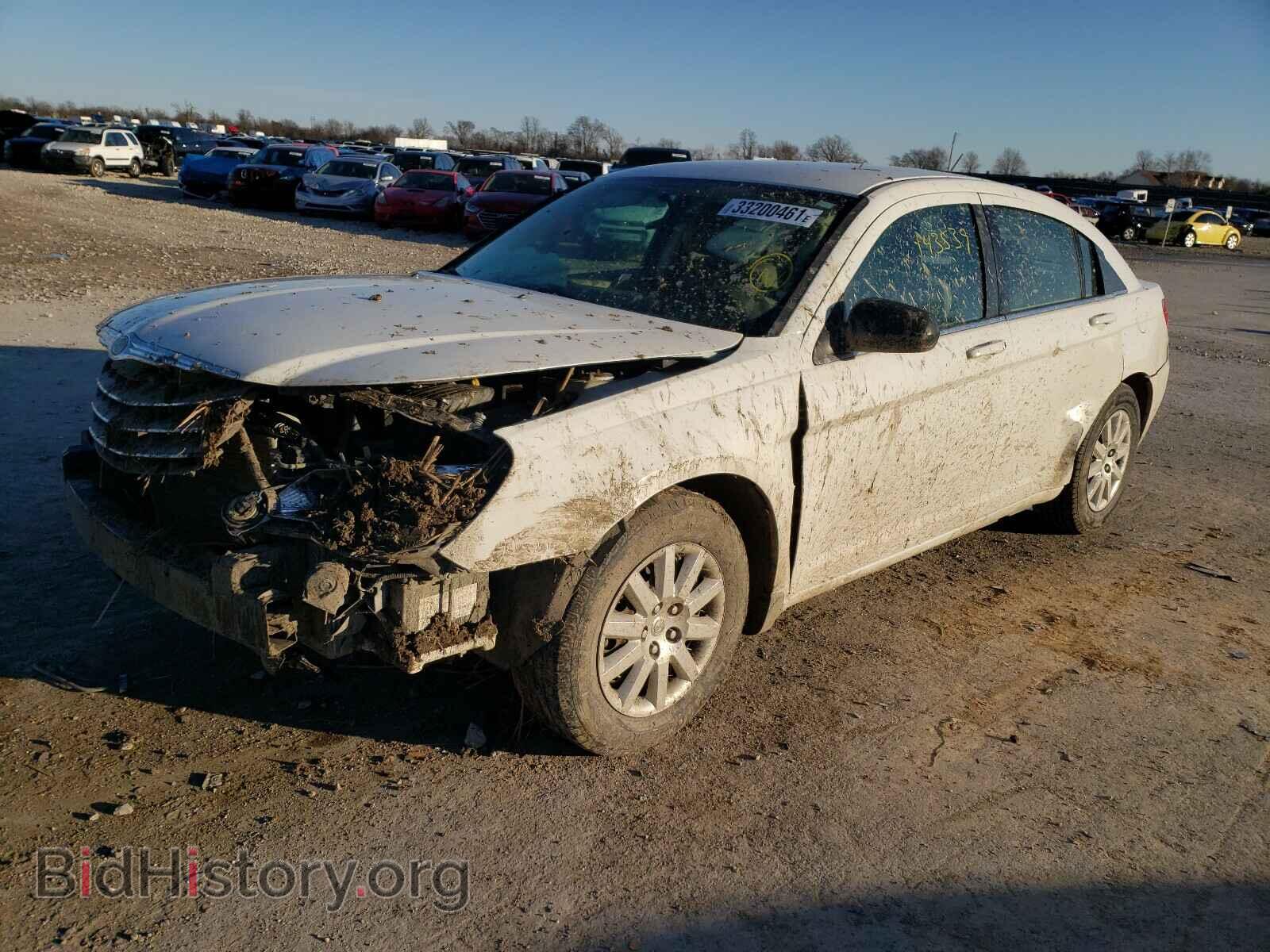 2010 CHRYSLER SEBRING - VIN: 1C3CC4FBXAN120515 - Фото 2