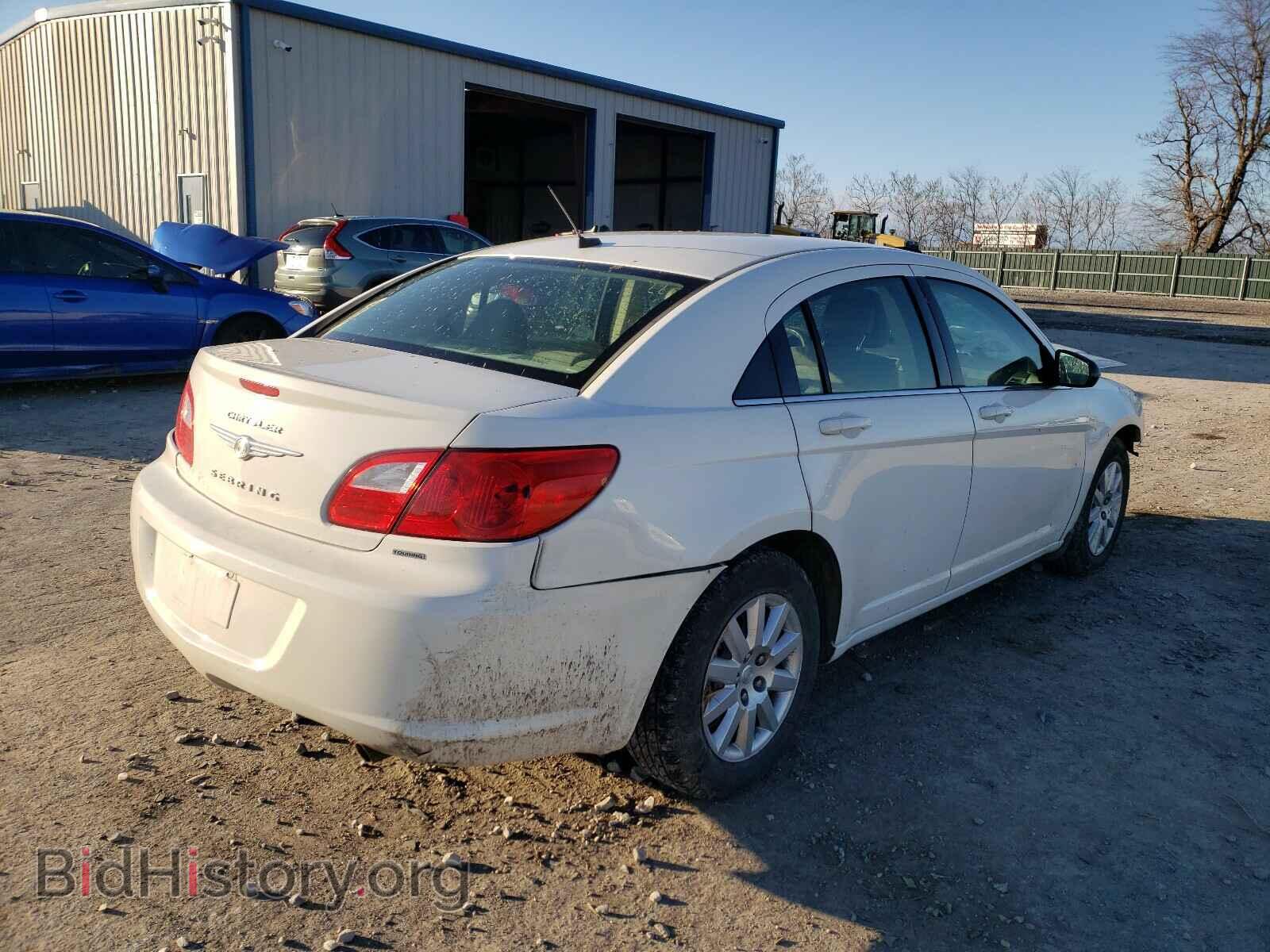 2010 CHRYSLER SEBRING - VIN: 1C3CC4FBXAN120515 - Фото 4