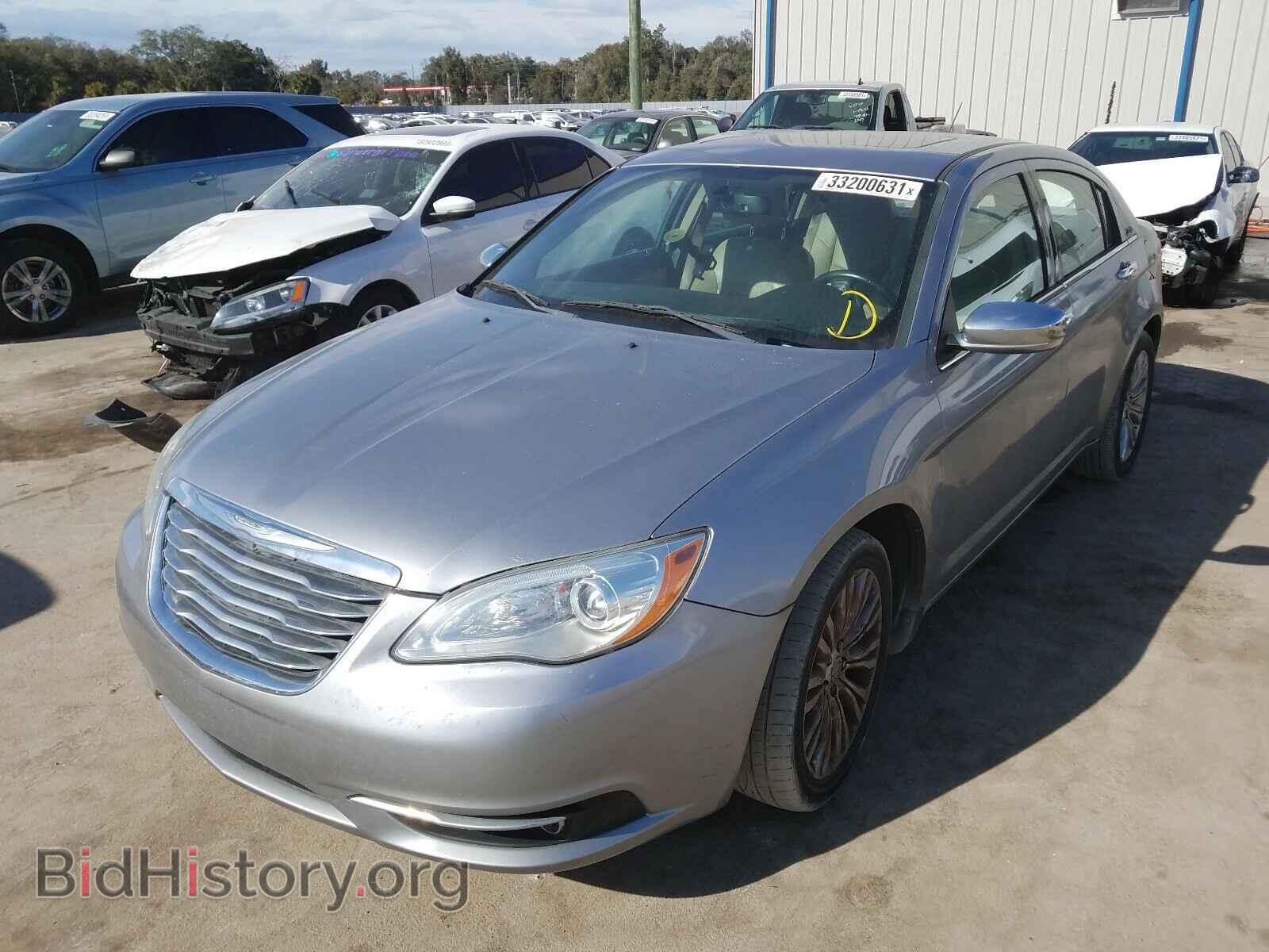 2013 CHRYSLER 200 - VIN: 1C3CCBCG4DN638869 - Фото 2