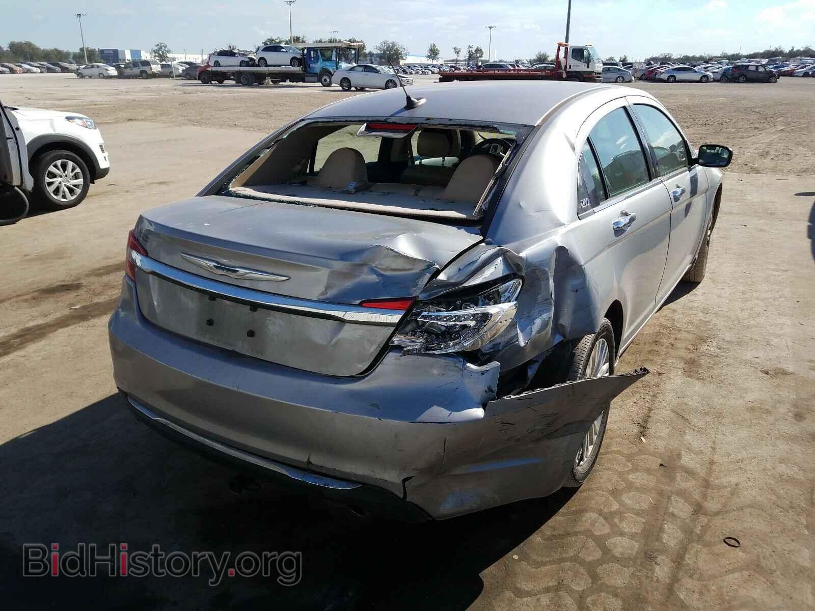 2013 CHRYSLER 200 - VIN: 1C3CCBCG4DN638869 - Фото 4