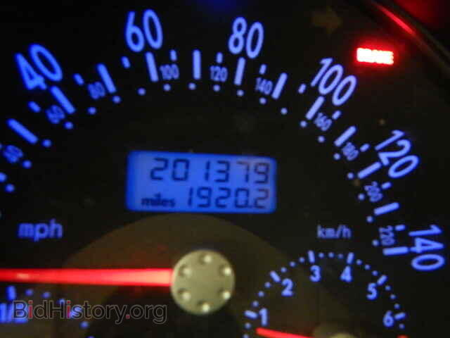 2000 VOLKSWAGEN BEETLE - VIN: 3VWCA21C8YM466988 - Фото 8