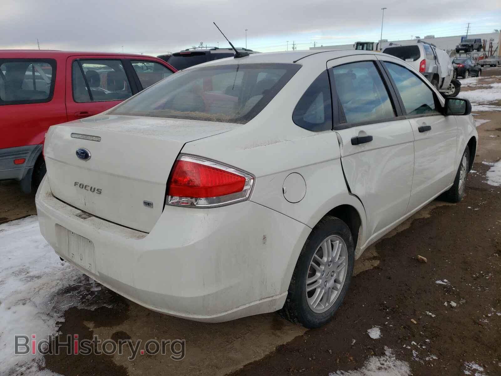 2010 FORD FOCUS - VIN: 1FAHP3FN7AW298067 - Фото 4