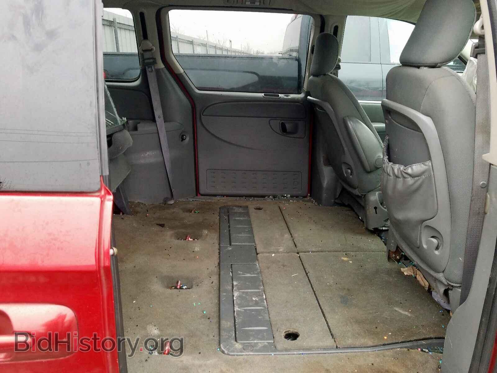 2005 CHRYSLER MINIVAN - VIN: 2C4GP54L45R600593 - Фото 6
