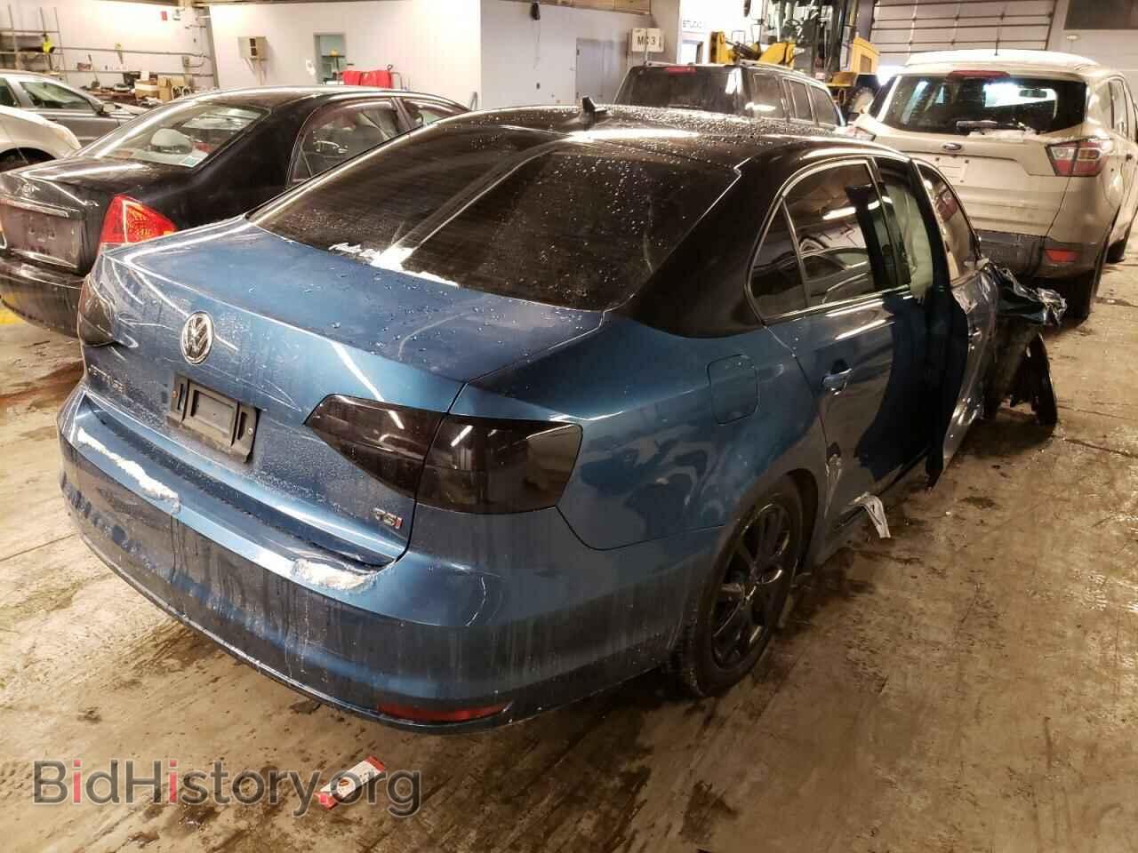 2017 VOLKSWAGEN JETTA - VIN: 3VWDB7AJ9HM281135 - Фото 4