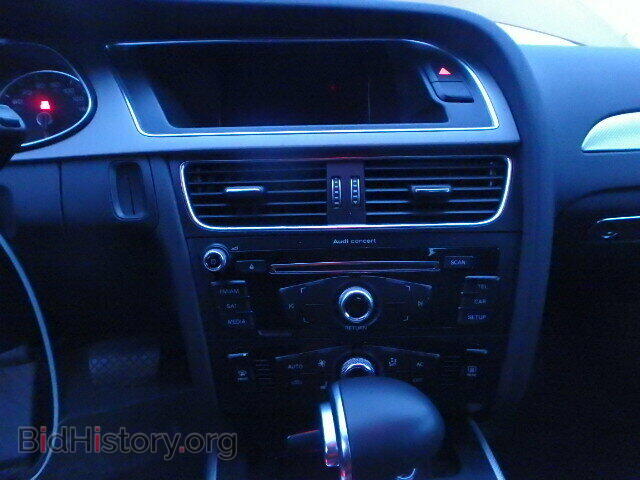 2013 AUDI A4 - VIN: WAUBFAFL7DN020105 - Фото 9