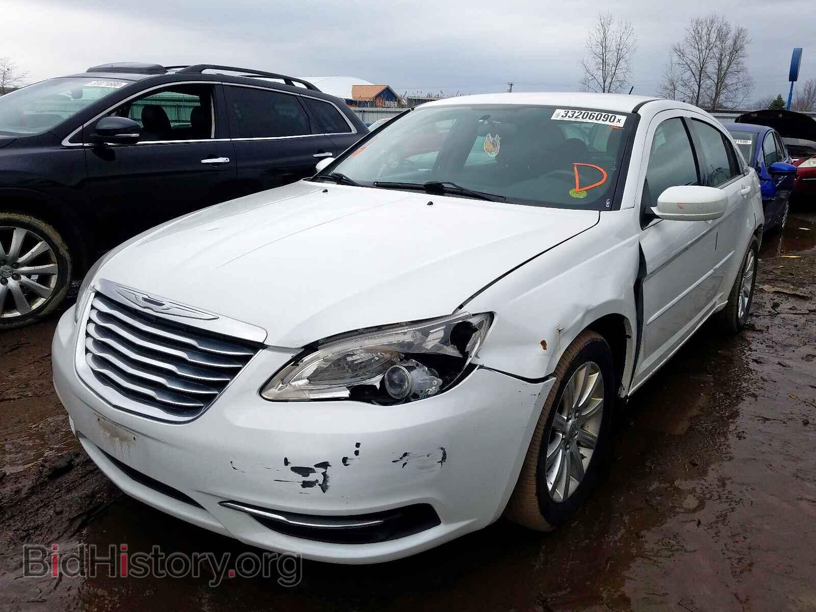 2013 CHRYSLER 200 - VIN: 1C3CCBBG2DN703431 - Фото 2