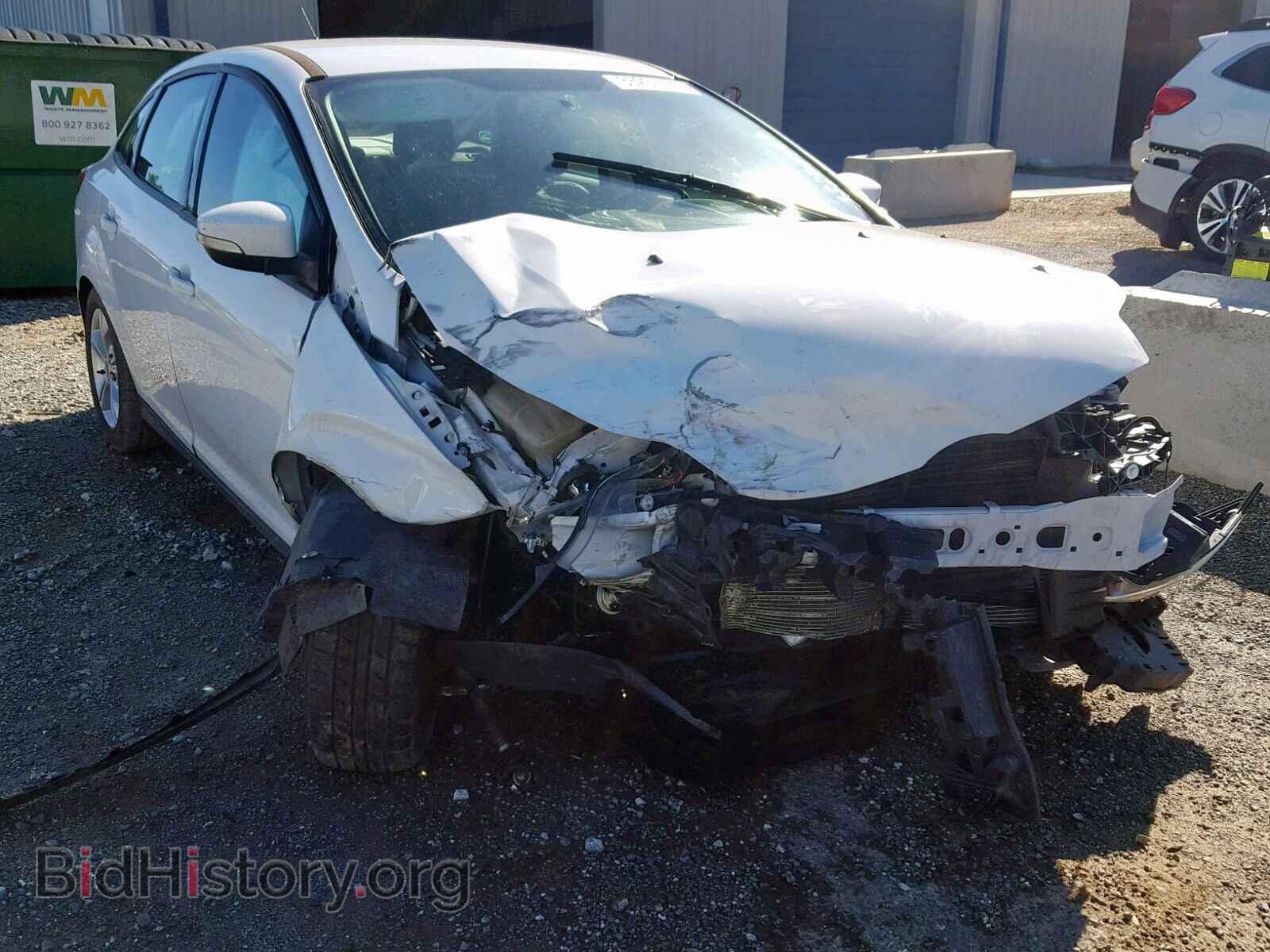 Photo 1FADP3F2XEL190537 - FORD FOCUS SE 2014