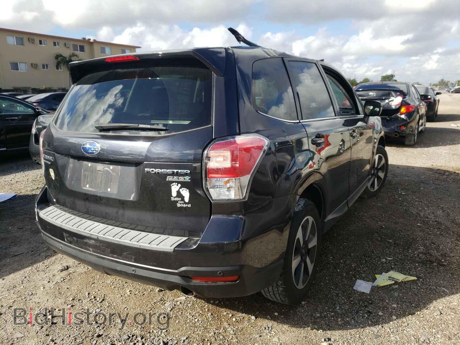 2017 SUBARU FORESTER - VIN: JF2SJARCXHH585015 - Photo 4