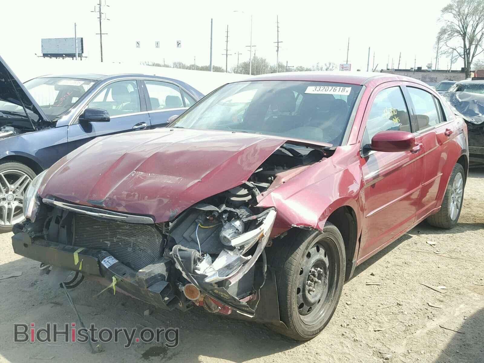 2011 CHRYSLER 200 - VIN: 1C3BC4FB5BN558324 - Фото 2