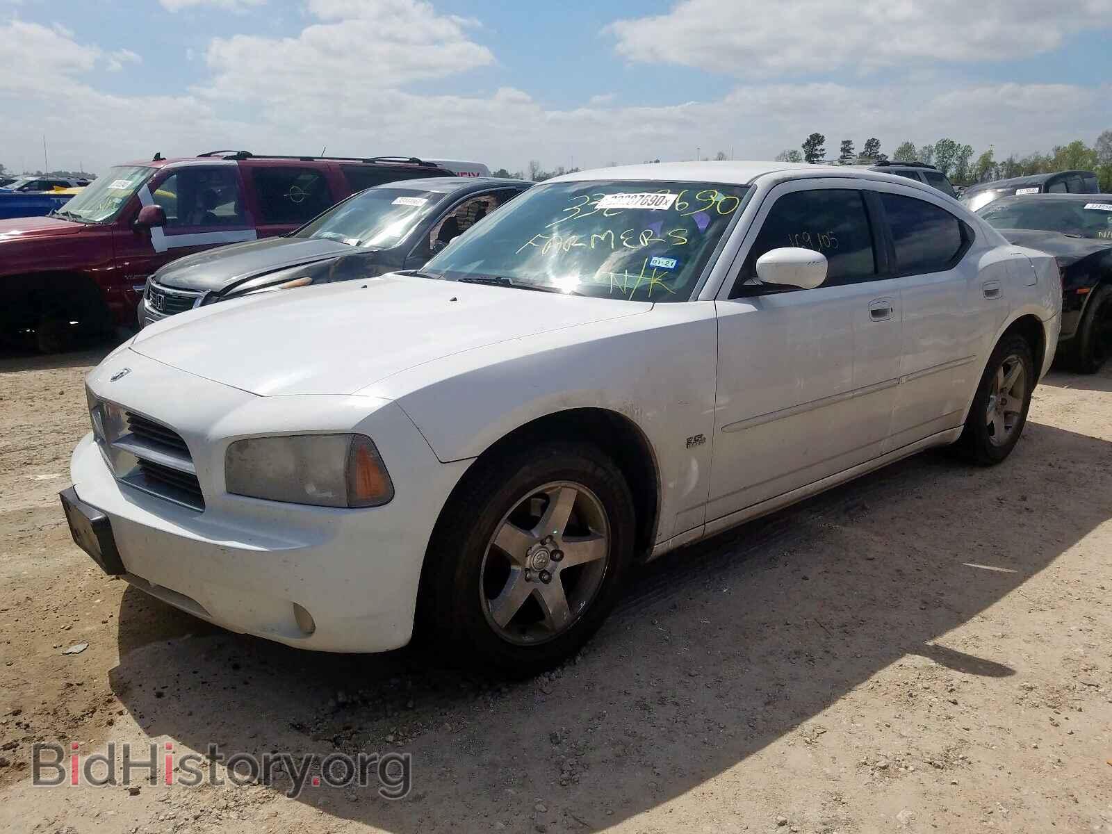 2010 DODGE CHARGER - VIN: 2B3CA3CV2AH257498 - Photo 2