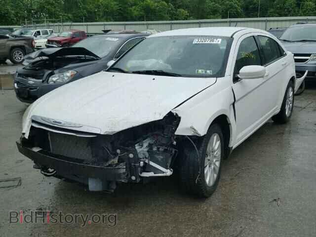 2013 CHRYSLER 200 - VIN: 1C3CCBAB5DN642503 - Photo 2