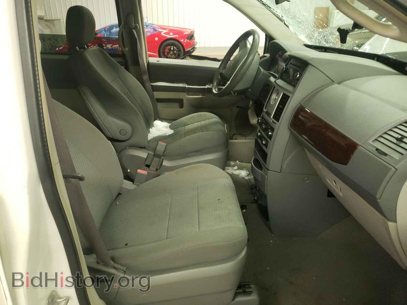 2010 CHRYSLER MINIVAN - VIN: 2A4RR4DE1AR149268 - Фото 5