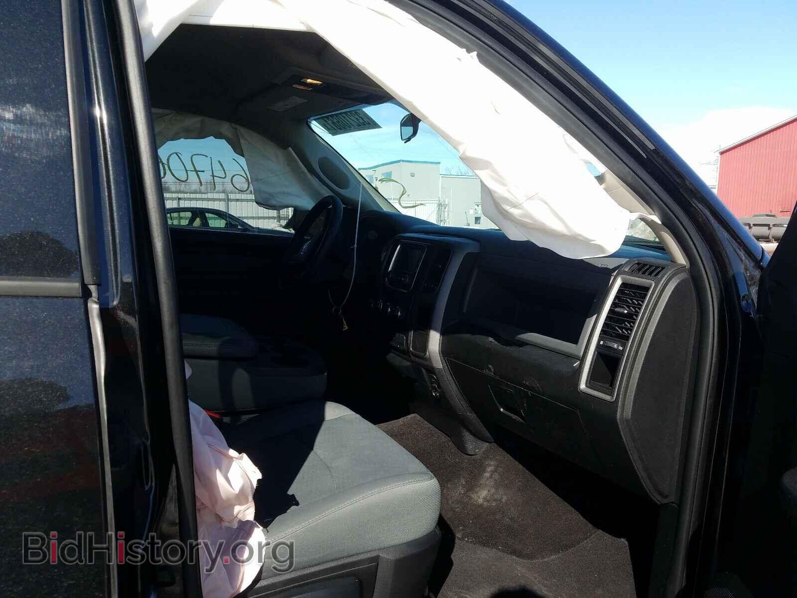 2017 RAM 1500 - VIN: 3C6RR7KTXHG761095 - Фото 5