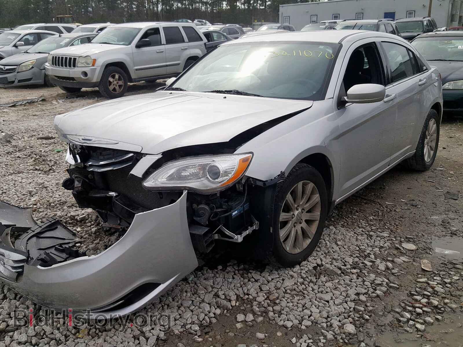 2012 CHRYSLER 200 - VIN: 1C3CCBBB9CN278454 - Фото 2