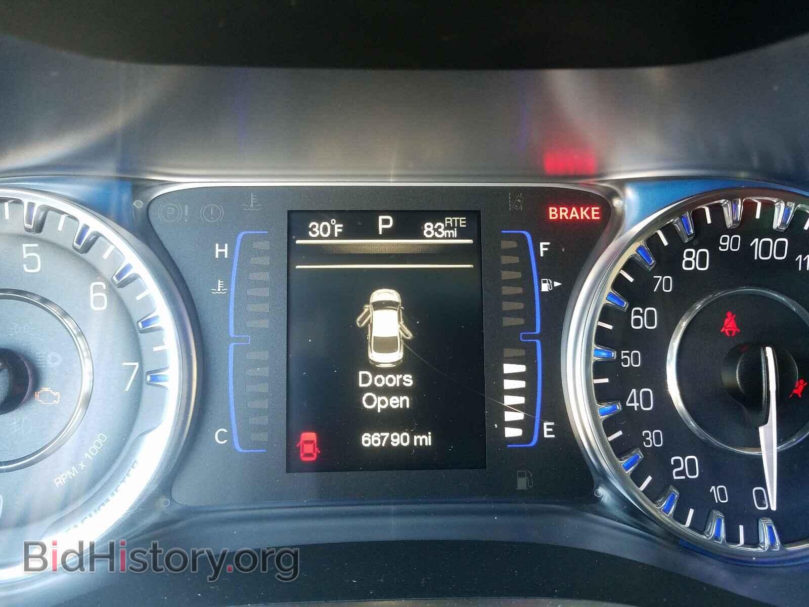 2015 CHRYSLER 200 - VIN: 1C3CCCAB7FN704833 - Фото 8