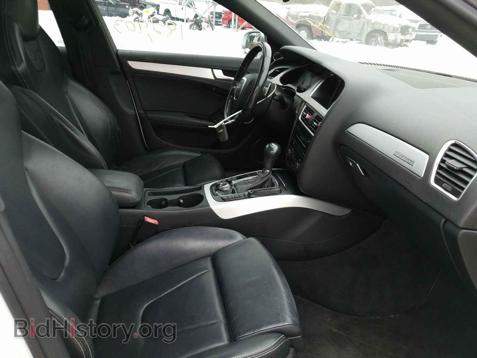 2012 AUDI S4/RS4 - VIN: WAUBGAFLXCA049987 - Фото 5