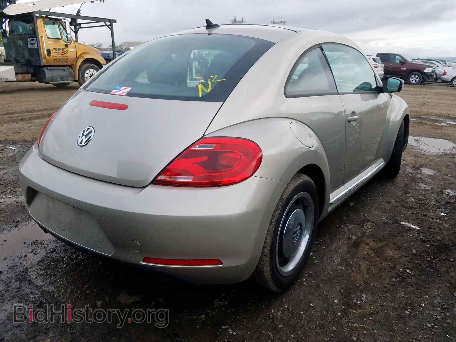 2012 VOLKSWAGEN BEETLE - VIN: 3VWJP7AT3CM665023 - Фото 4