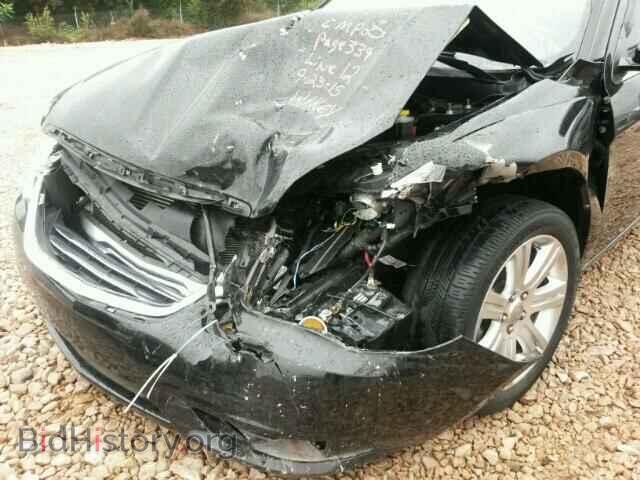 2011 Chrysler 200 (VIN 1C3BC1FB2BN614556) — photo 9 of 10