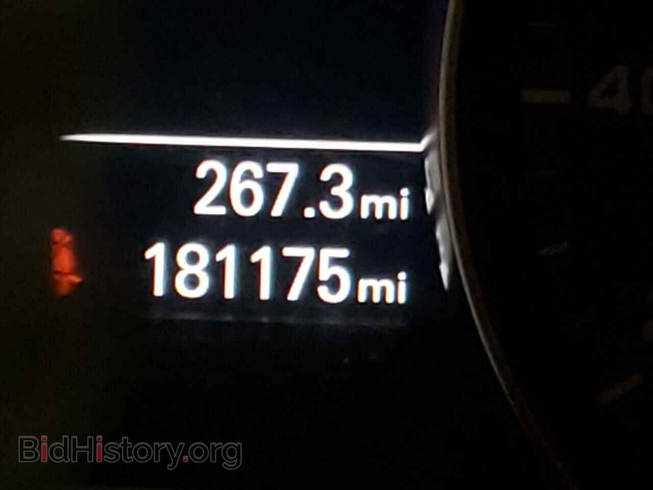 2012 AUDI A8 - VIN: WAUR4AFD7CN000786 - Фото 8
