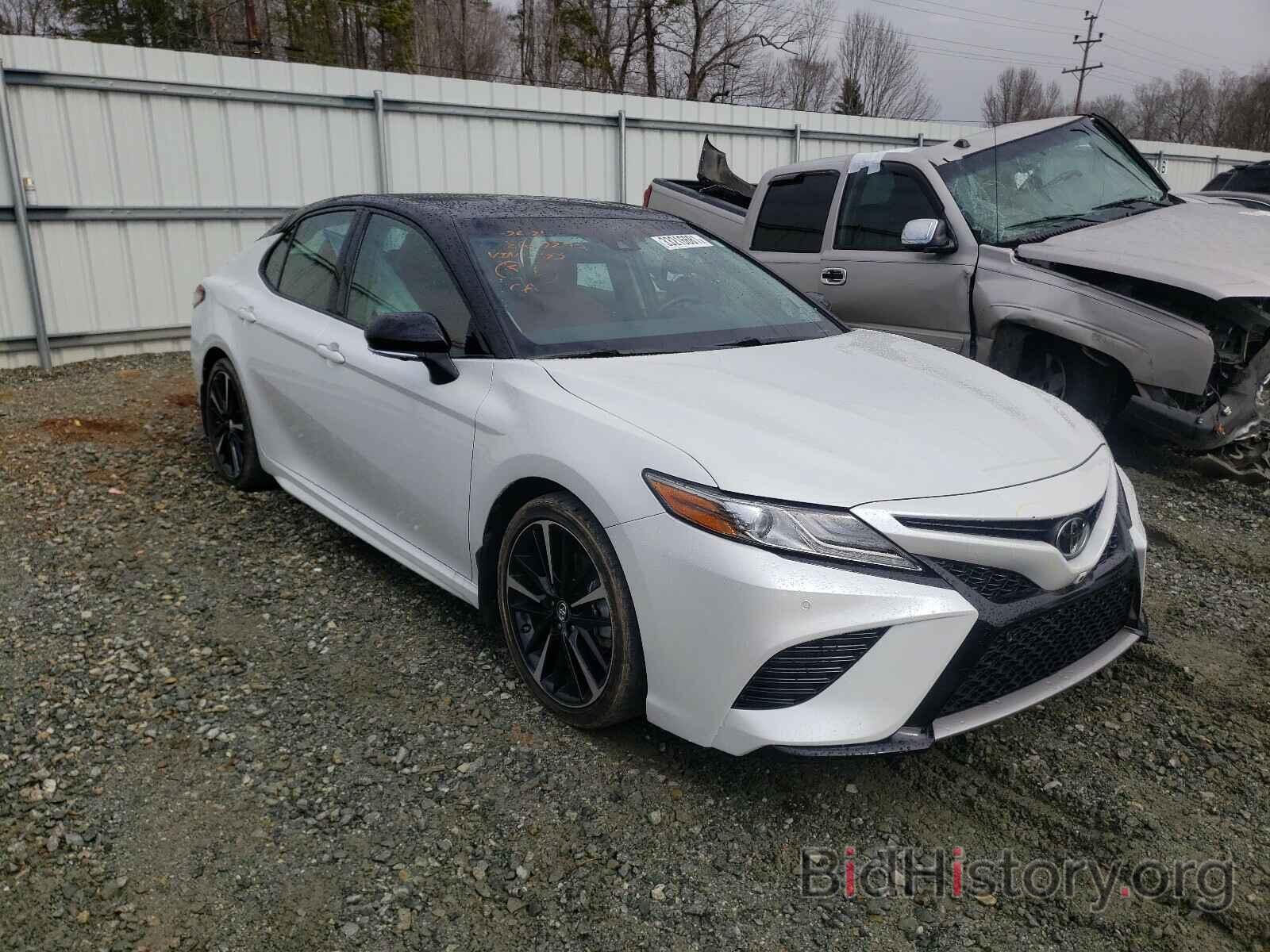 Photo 4T1BZ1HK7JU018172 - TOYOTA CAMRY 2018