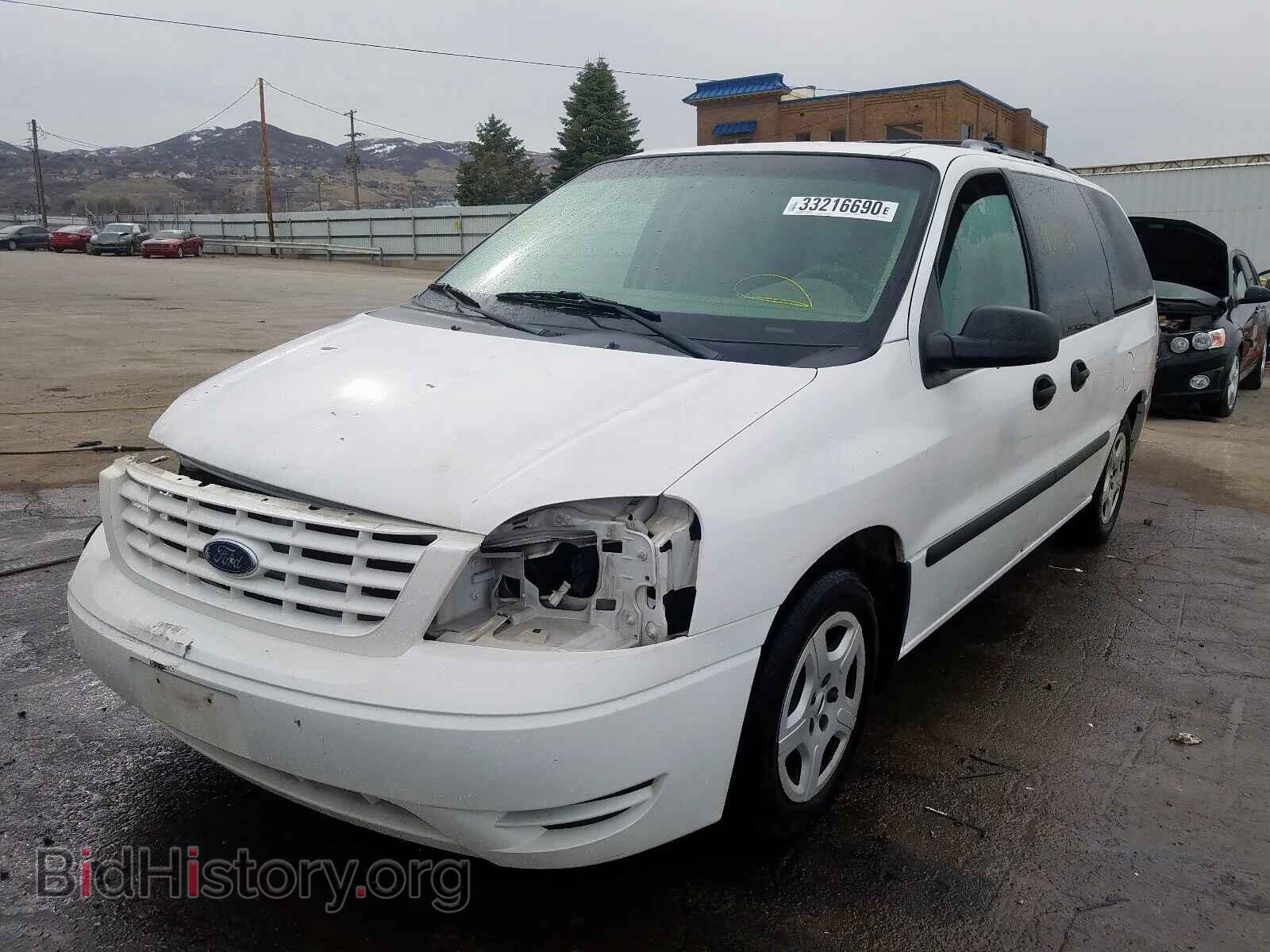 2004 FORD FREESTAR - VIN: 2FMDA516X4BA78302 - Фото 2