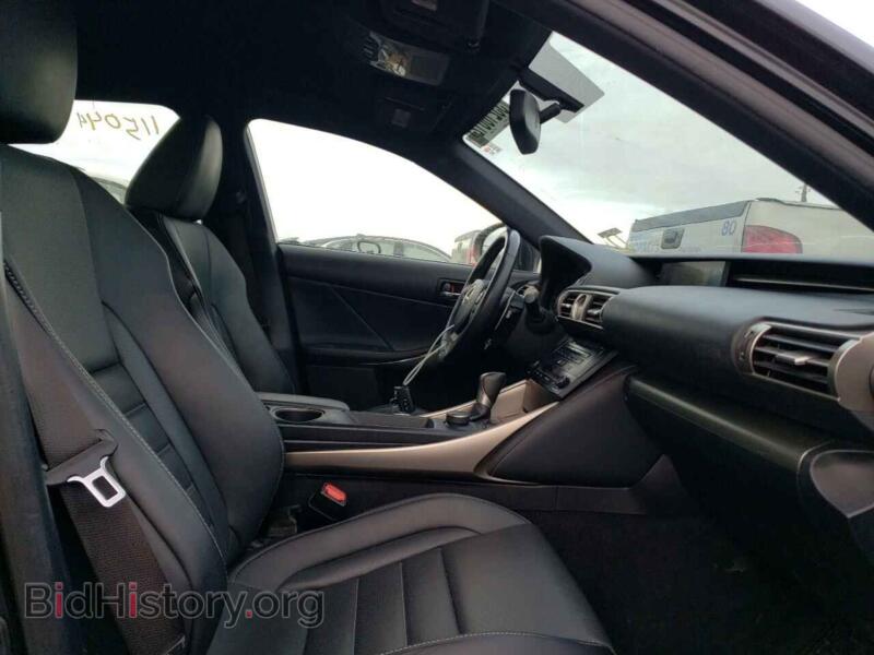 2014 Lexus IS (VIN JTHCF1D27E5012135) — photo 5 of 10