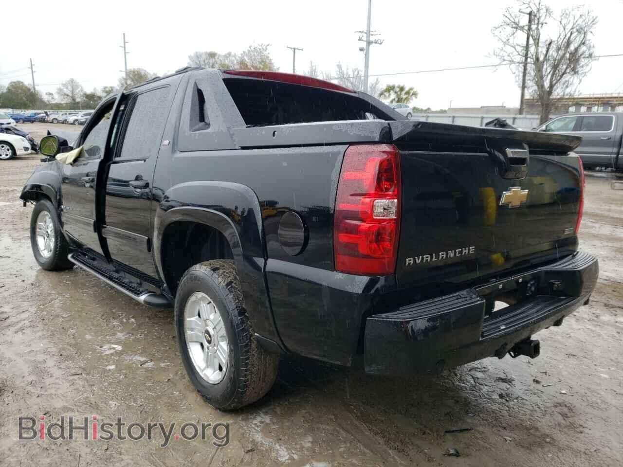 2011 CHEVROLET AVALANCHE - VIN: 3GNTKFE38BG175910 - Фото 3