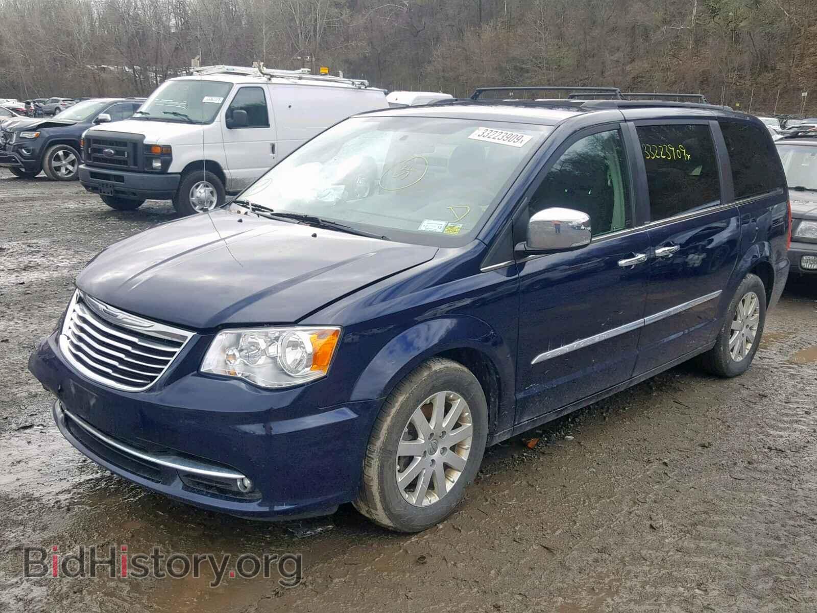2012 CHRYSLER TOWN & COU - VIN: 2C4RC1CG8CR301106 - Фото 2