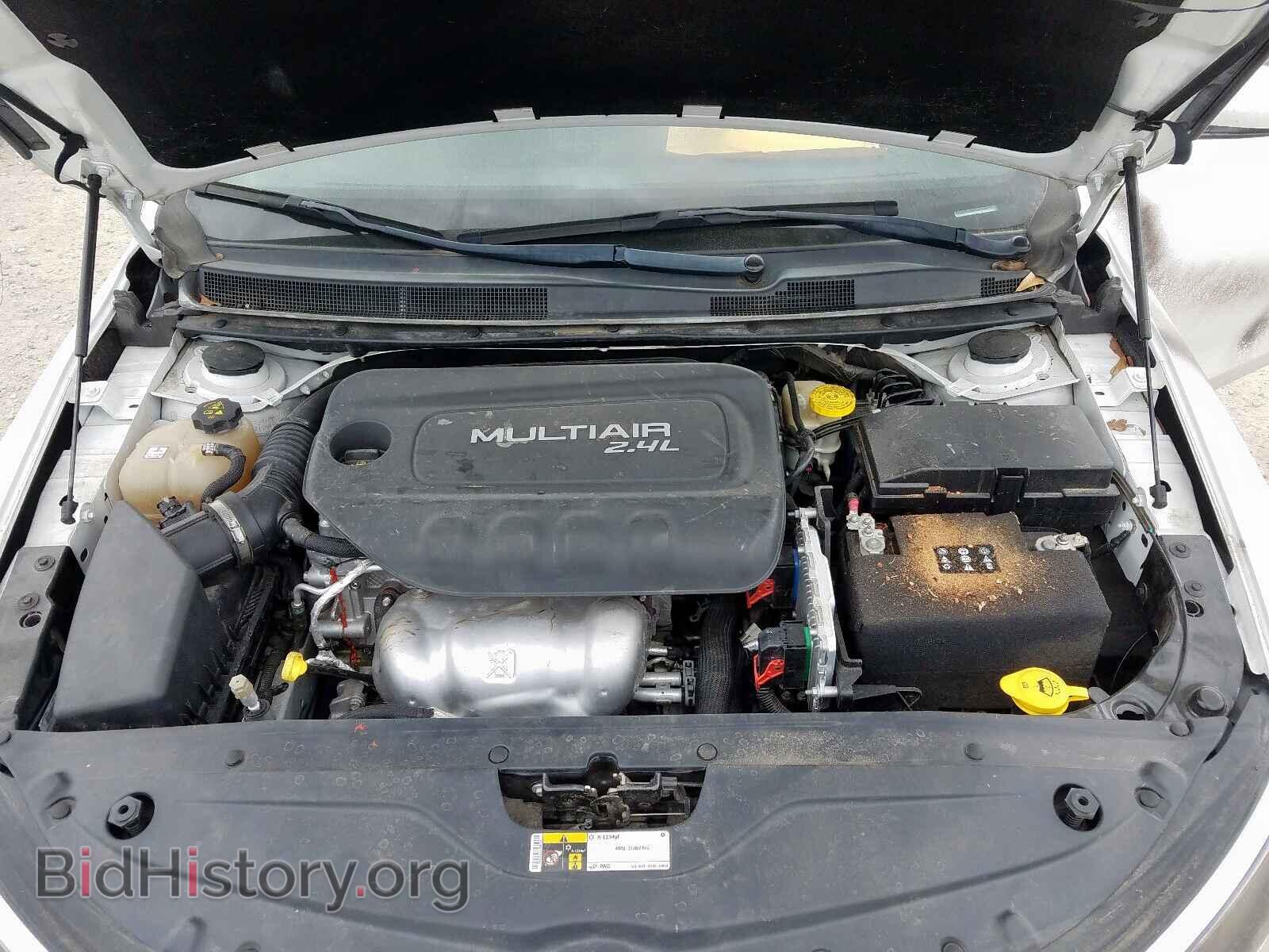 2016 CHRYSLER 200 - VIN: 1C3CCCAB5GN173021 - Photo 7