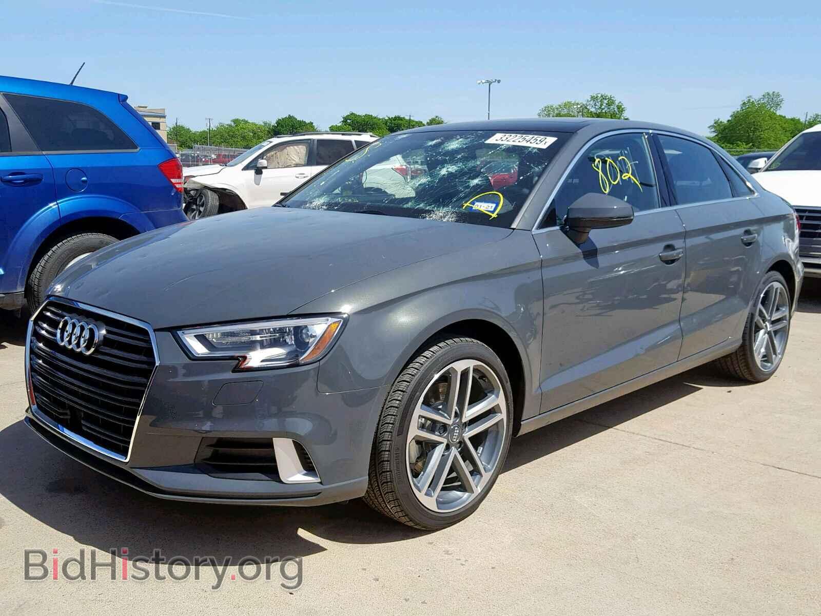 2019 AUDI A3 - VIN: WAUAUGFF1K1011919 - Фото 2