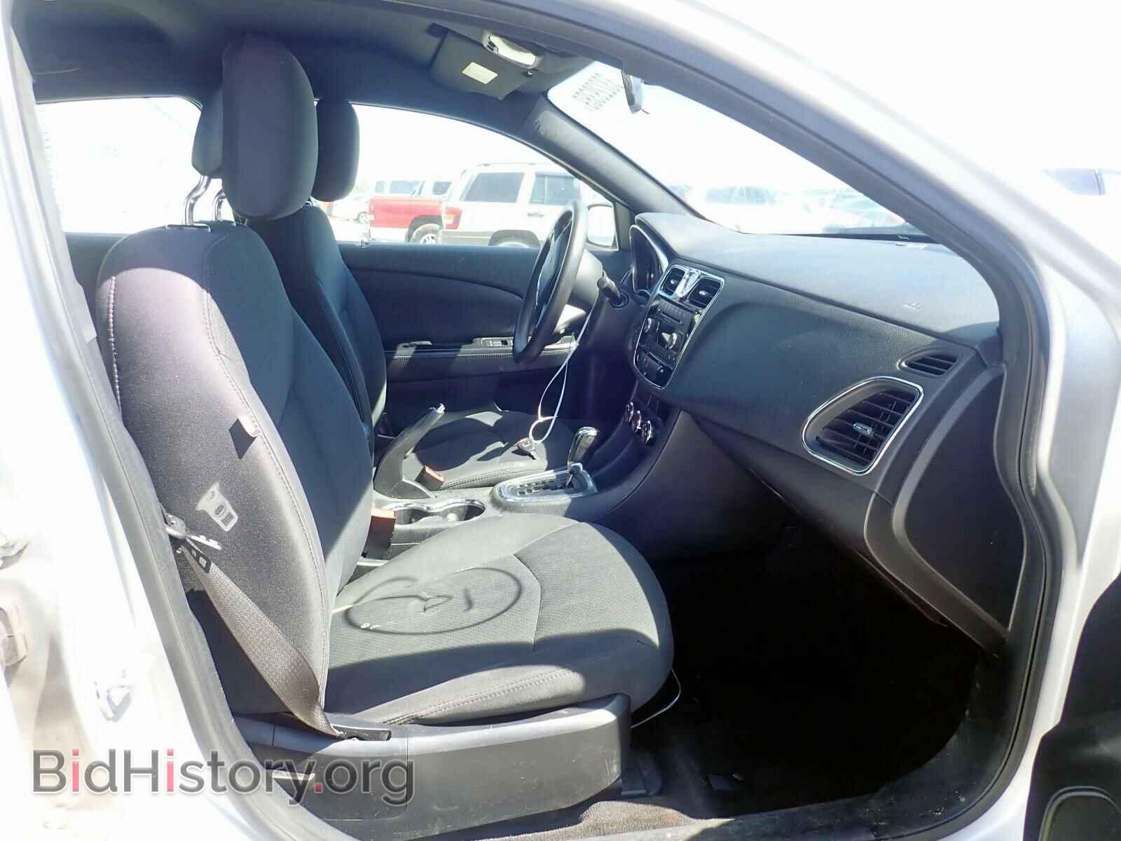 2012 CHRYSLER 200 - VIN: 1C3CCBAB6CN273004 - Photo 5