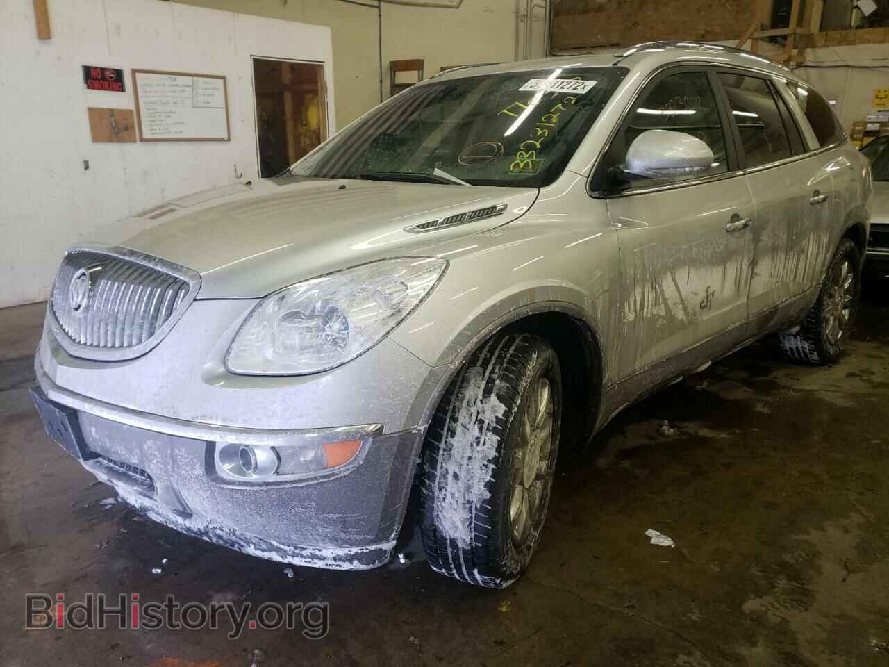 2011 BUICK ENCLAVE - VIN: 5GAKVCEDXBJ205962 - Photo 2