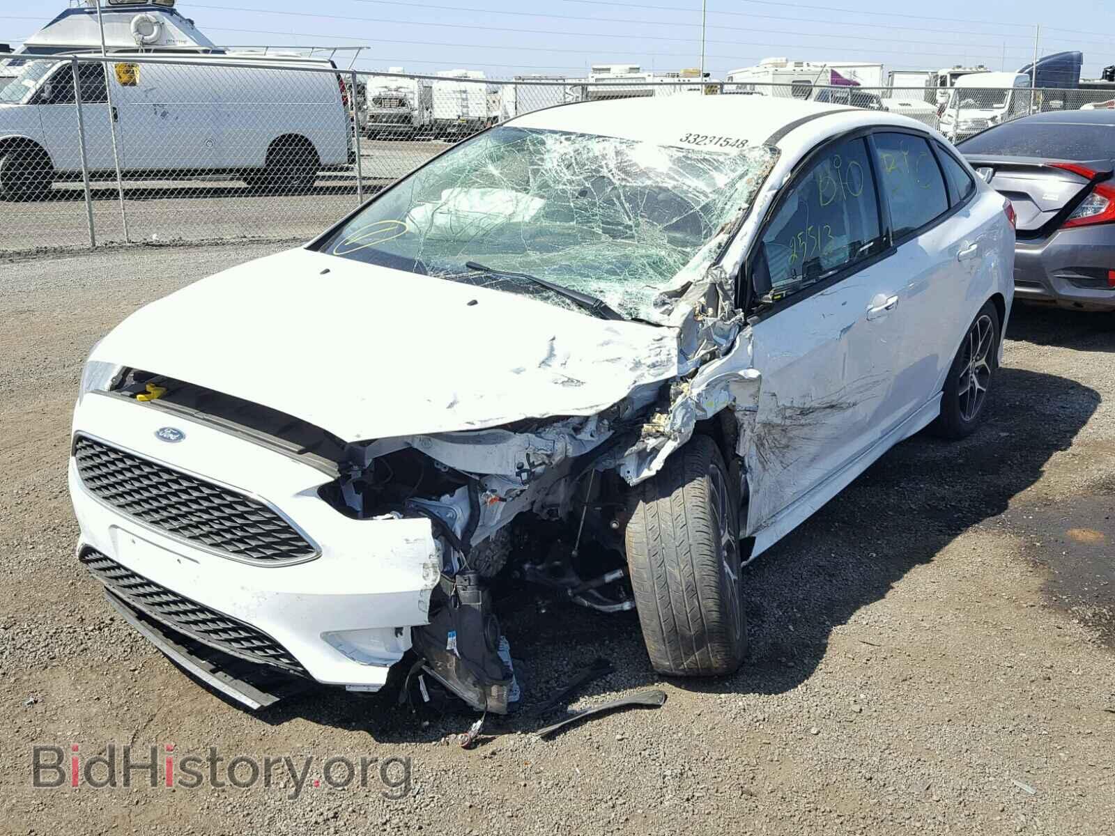 2016 FORD FOCUS - VIN: 1FADP3F2XGL246494 - Фото 2