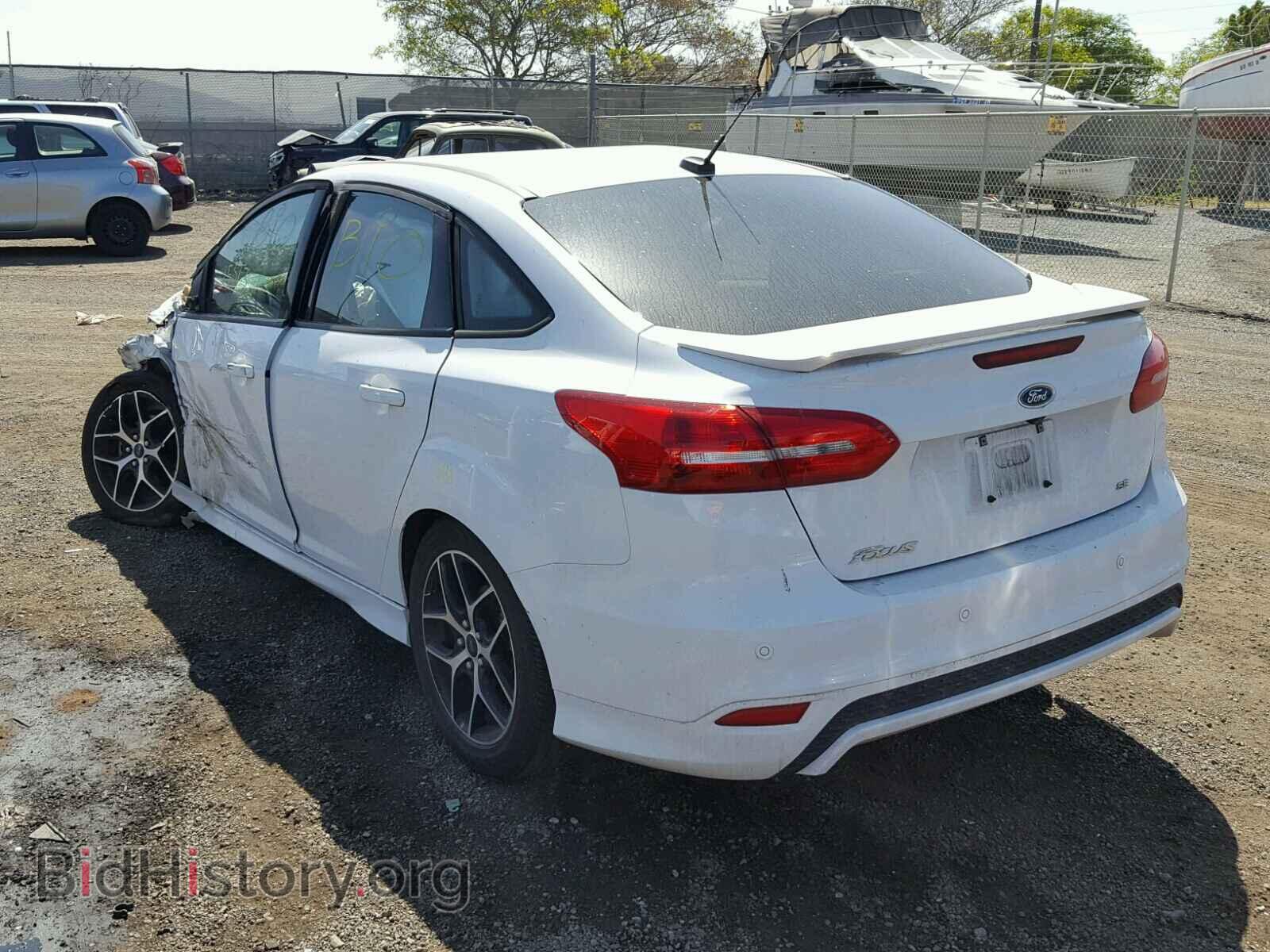 2016 FORD FOCUS - VIN: 1FADP3F2XGL246494 - Фото 3