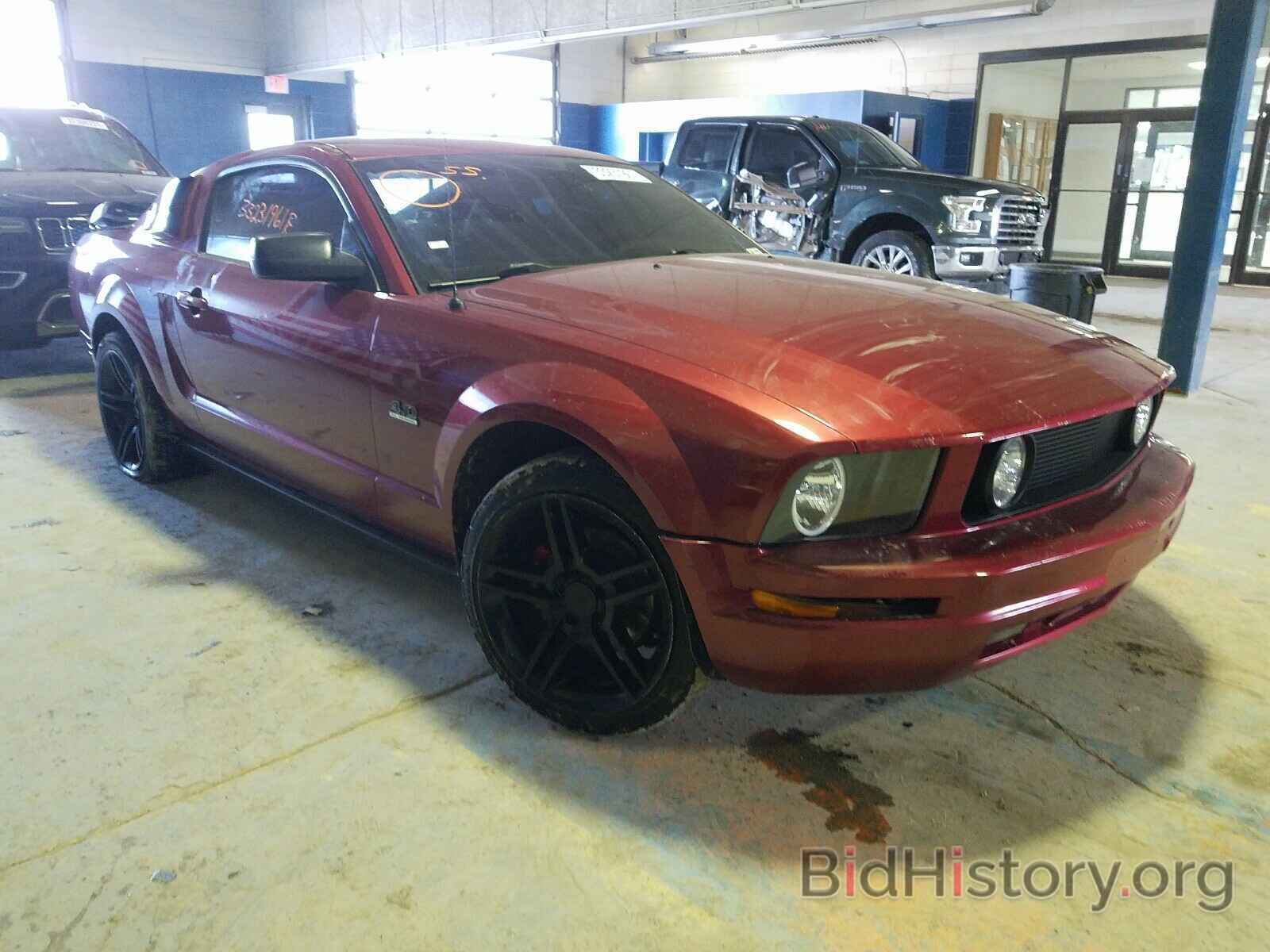 Photo 1ZVFT80N875281633 - FORD MUSTANG 2007