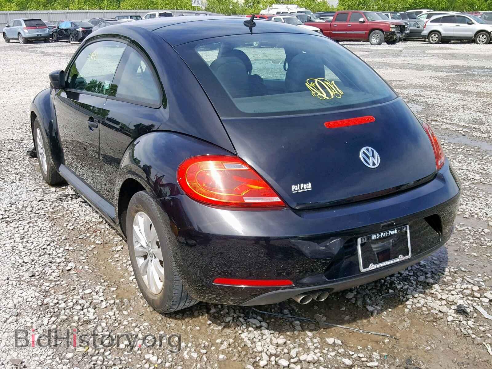 2013 VOLKSWAGEN BEETLE - VIN: 3VWFP7AT5DM670151 - Фото 3