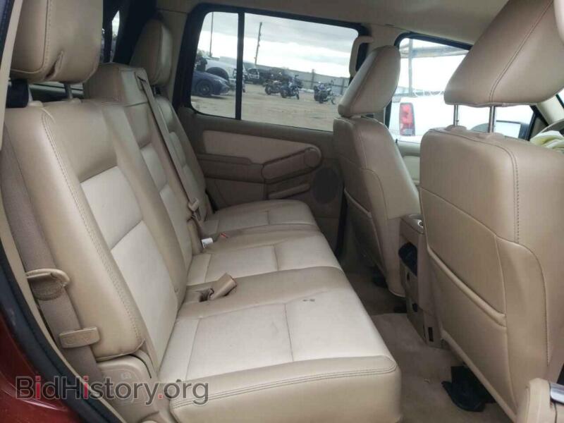 2010 Ford EXPLORER (VIN 1FMEU7EE8AUA35656) — photo 6 of 10