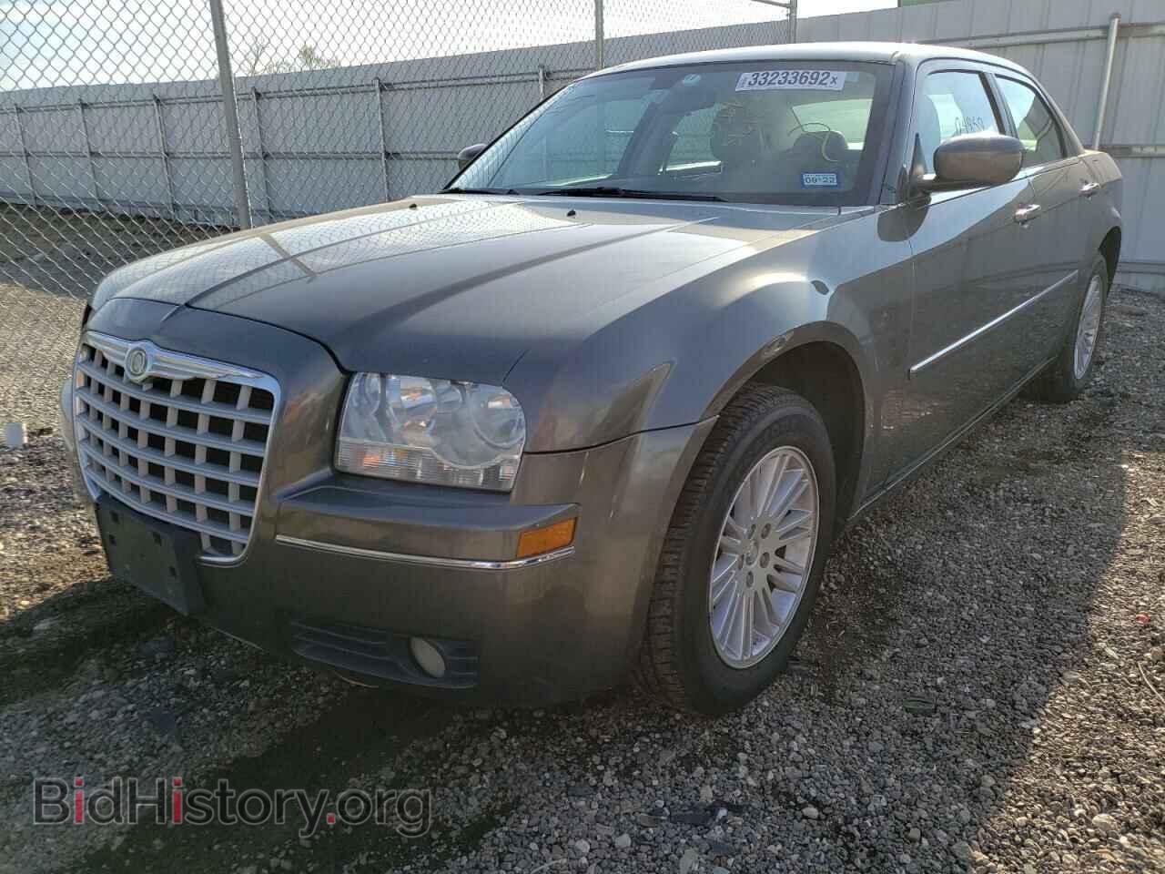 2009 CHRYSLER 300 - VIN: 2C3LA53V89H516182 - Фото 2